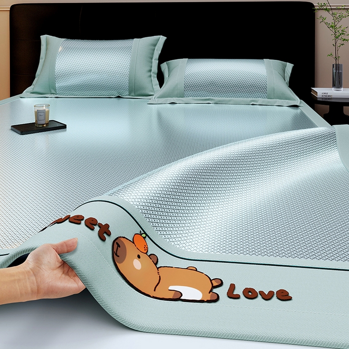 91家纺网 家纺一手货源 找家纺 迪乐妮 2025新款提花冰藤双面席床笠 床笠款-卡比巴拉-墨绿