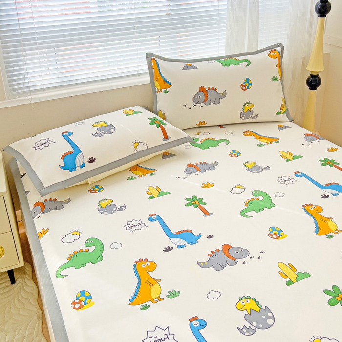 91家纺网 家纺一手货源 找家纺 富馨莱 2025新款平铺款冰藤印花凉席A类抗菌冰丝席支持定制尺寸 恐龙纪元