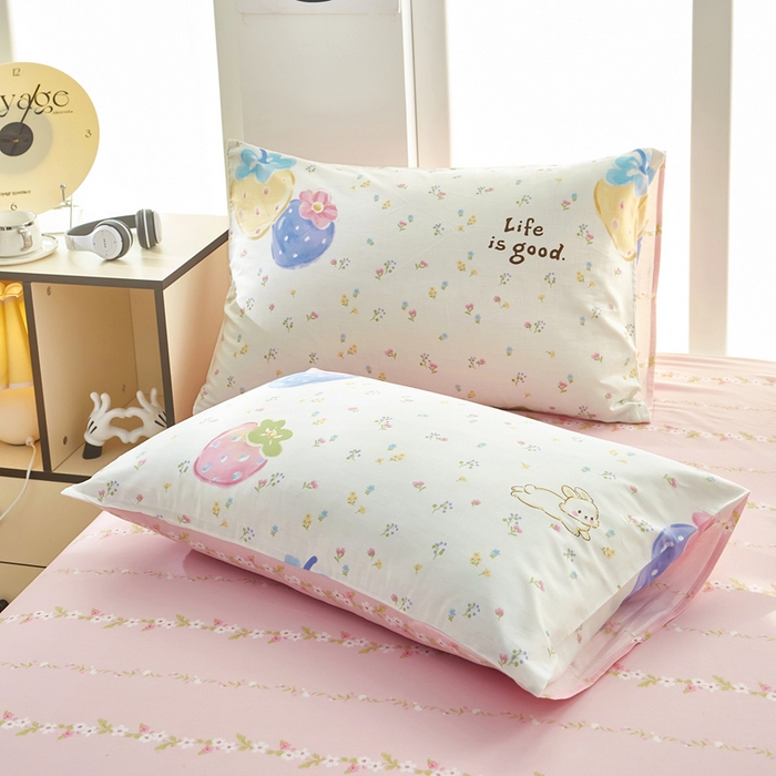 91家纺网 家纺一手货源 找家纺 黛妮雅 2025新款AB版全棉印花单被套床单枕套 草莓泡芙