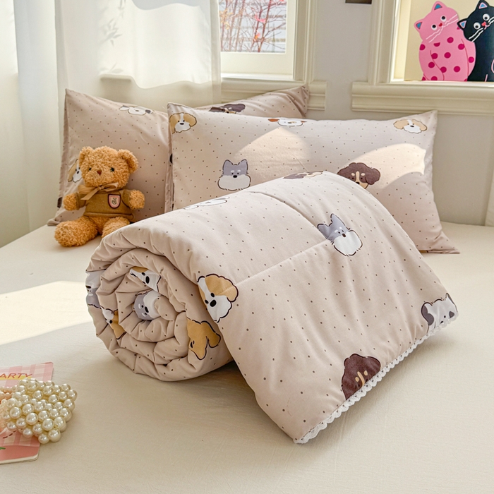 91家纺网 家纺一手货源 找家纺 慕尚家纺 2025新款水洗棉花边工艺羽丝棉卡通系列夏被 巴克狗