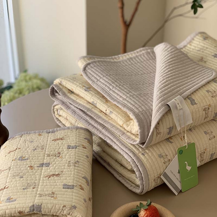 91家纺网 家纺一手货源 找家纺 汇庭 2025新款蔓莎床盖三件套系列-实拍 萌宠乐园