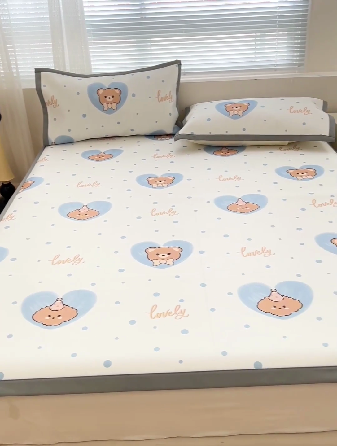 91家纺网 家纺一手货源 找家纺 （总）富馨莱 2025新款平铺款冰藤印花凉席A类抗菌冰丝席支持定制尺寸