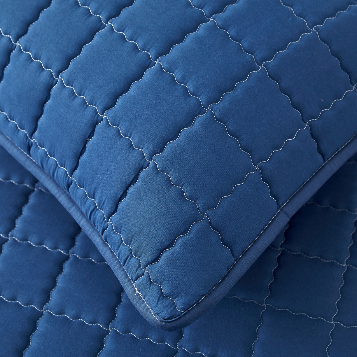 91家纺网 家纺一手货源 找家纺 欧邦 2025新款可拆卸六面全包夹棉床笠 五面夹棉-魅宝蓝