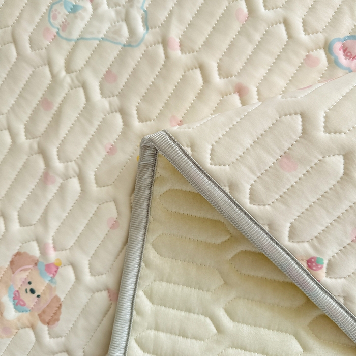 91家纺网 家纺一手货源 找家纺 慕尚家纺  2025春夏新款乳胶凉席水洗棉夏被夏凉被空调被三件套四件套 哈哈俱乐部