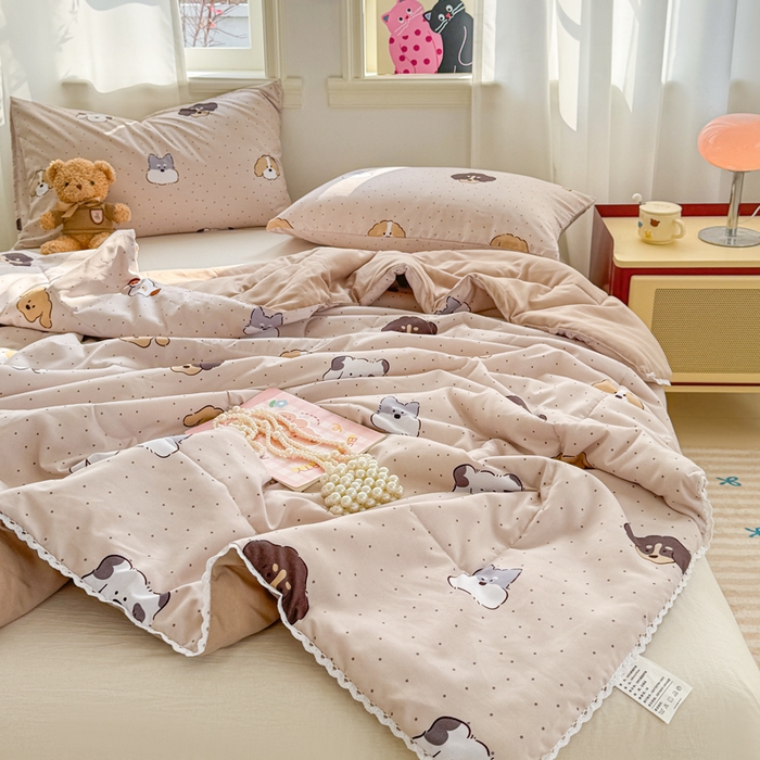 91家纺网 家纺一手货源 找家纺 慕尚家纺 2025新款水洗棉花边工艺羽丝棉卡通系列夏被 巴克狗