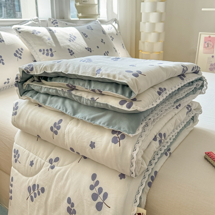 91家纺网 家纺一手货源 找家纺 慕尚家纺 2025新款水洗棉花边工艺羽丝棉卡通系列夏被 兔稚