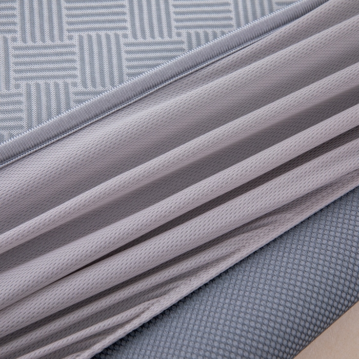 91家纺网 家纺一手货源 找家纺 凌云家纺  2025新款提花凉感冰丝席床笠款三明治凉席三件套 菱格-灰