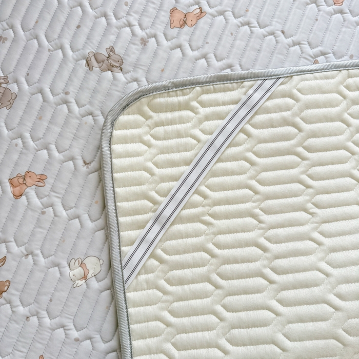 91家纺网 家纺一手货源 找家纺 慕尚家纺  2025春夏新款乳胶凉席水洗棉夏被夏凉被空调被三件套四件套 中国白兔