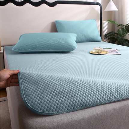 91家纺网 家纺一手货源 找家纺 （总）2025新款3D凉豆豆凉感席子圆角床席款凉席三件套