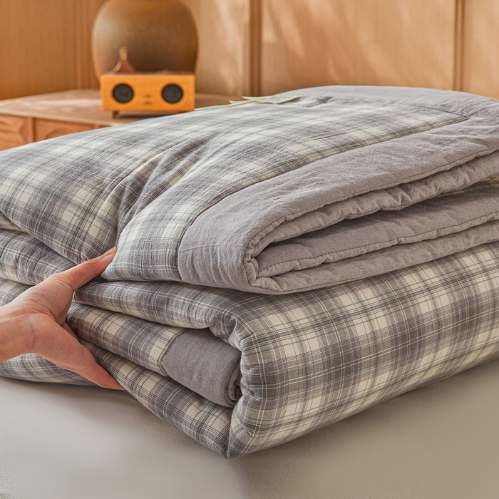 91家纺网 家纺一手货源 找家纺 伊人坊 2025新款A类无印风水洗棉新疆棉花夏被 简易生活