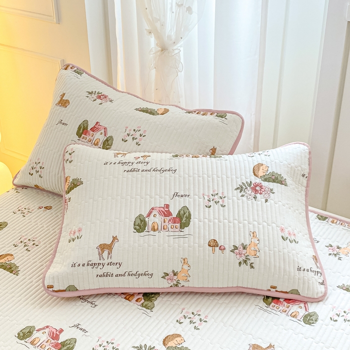 91家纺网 家纺一手货源 找家纺 顺顺家纺 2025新款全棉卡通夹棉床盖 童年趣事