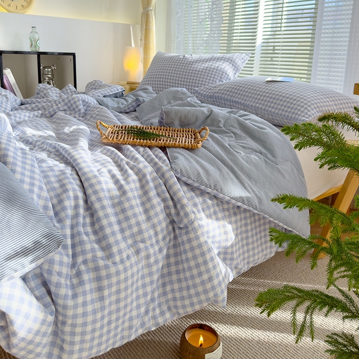 91家纺网 家纺一手货源 找家纺 2025新款无印风夏被 蓝小格