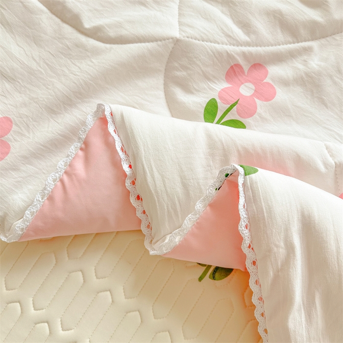 91家纺网 家纺一手货源 找家纺 慕尚家纺  2025春夏新款乳胶凉席水洗棉夏被夏凉被空调被三件套四件套 花儿朵朵