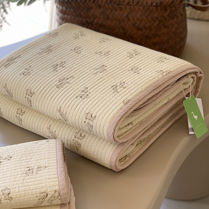 91家纺网 家纺一手货源 找家纺 汇庭 2025新款全棉床盖三件套-实拍 跳跳兔