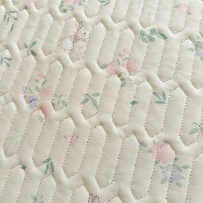 91家纺网 家纺一手货源 找家纺 慕尚家纺  2025春夏新款乳胶凉席水洗棉夏被夏凉被空调被三件套四件套 花朵兔