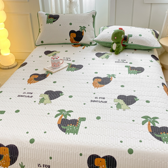 91家纺网 家纺一手货源 找家纺 顺顺家纺 2025新款全棉卡通夹棉床盖 Q版恐龙