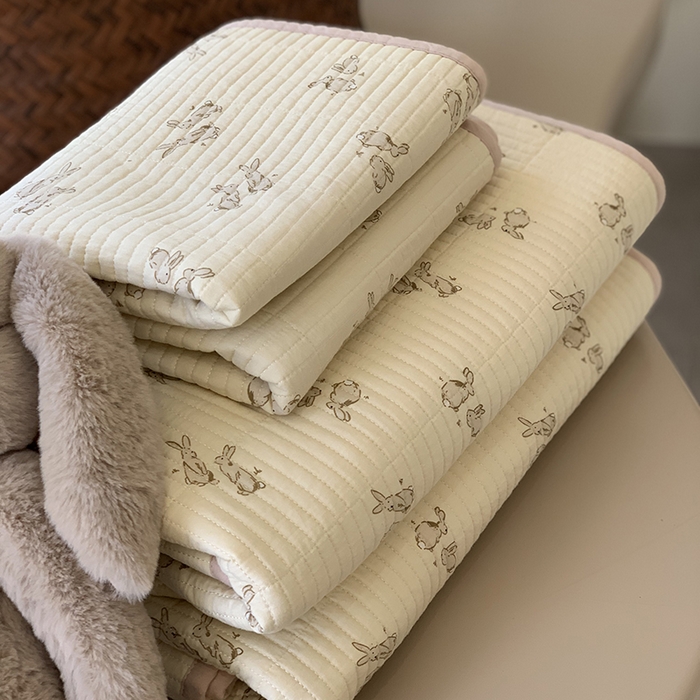 91家纺网 家纺一手货源 找家纺 汇庭 2025新款全棉床盖三件套-实拍 跳跳兔