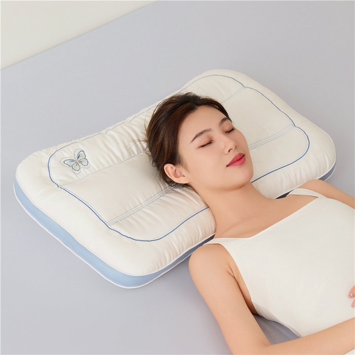 91家纺网 家纺一手货源 找家纺 昕科 2025新款蚕丝蝴蝶立体枕头-莱赛尔天丝桑蚕丝绣花枕芯蝴蝶刺绣枕 蚕丝蝴蝶枕-蓝色