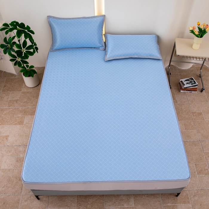 91家纺网 家纺一手货源 找家纺 凌云家纺  2025新款提花凉感冰丝席床笠款三明治凉席三件套 菱格-蓝