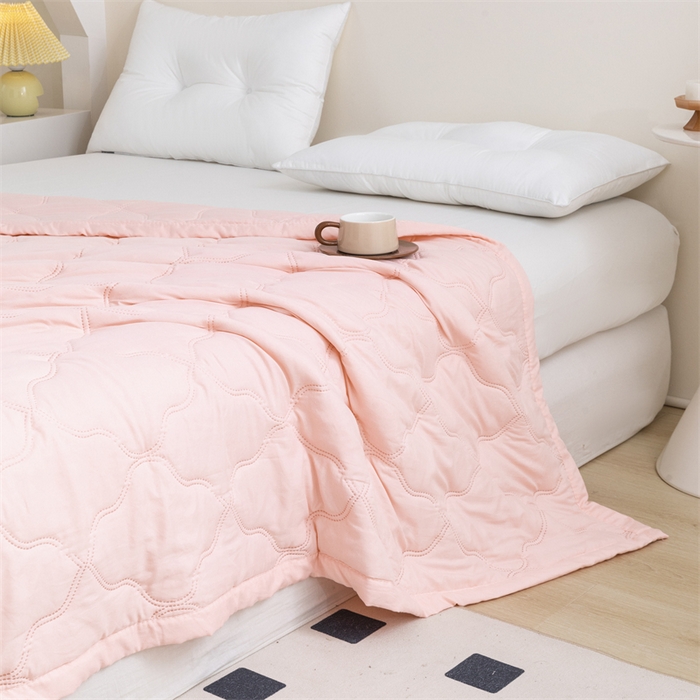 91家纺网 家纺一手货源 找家纺 席万佳 2025新款直播热款印花夏凉被空调被被子被芯水洗棉夏被 粉玉色