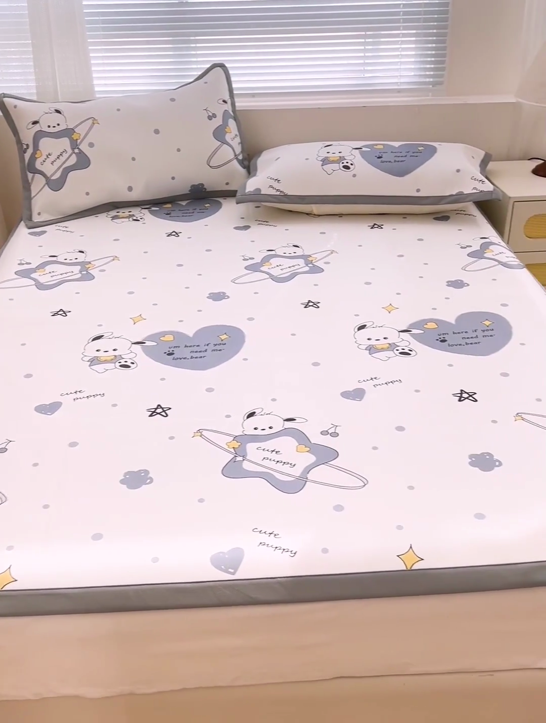 91家纺网 家纺一手货源 找家纺 富馨莱 2025新款平铺款冰藤印花凉席A类抗菌冰丝席支持定制尺寸 星星狗