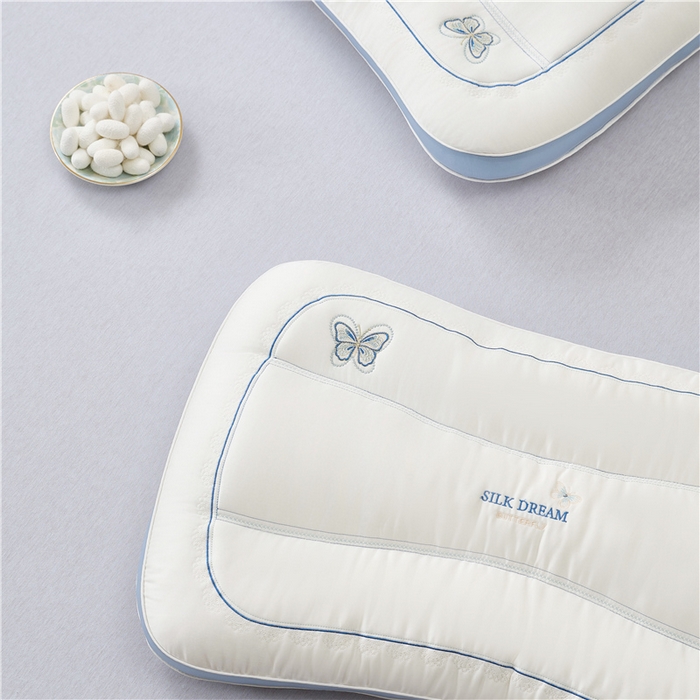 91家纺网 家纺一手货源 找家纺 昕科 2025新款蚕丝蝴蝶立体枕头-莱赛尔天丝桑蚕丝绣花枕芯蝴蝶刺绣枕 蚕丝蝴蝶枕-蓝色