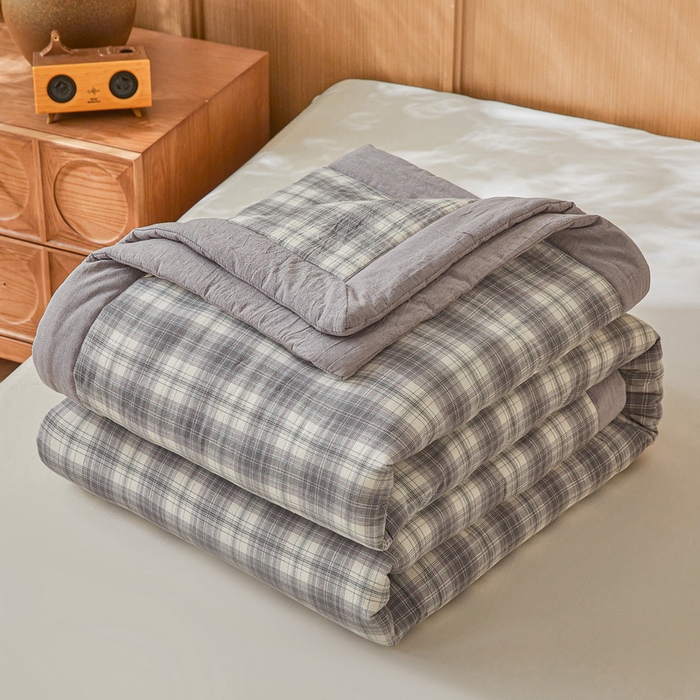 91家纺网 家纺一手货源 找家纺 伊人坊 2025新款A类无印风水洗棉新疆棉花夏被 简易生活