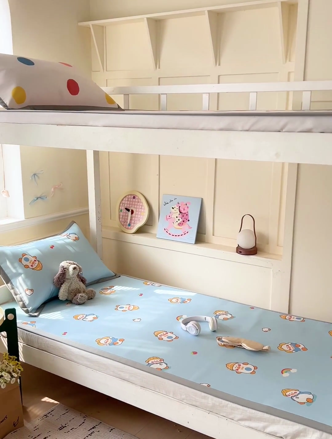 91家纺网 家纺一手货源 找家纺 富馨莱 2025新款学生平铺款冰藤印花凉席A类抗菌冰丝席支持定制尺寸 开心鸭