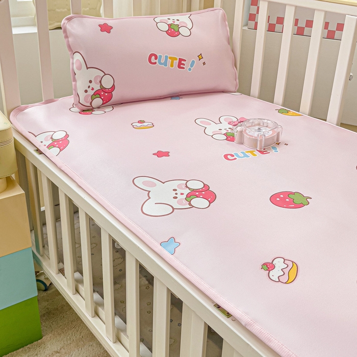 91家纺网 家纺一手货源 找家纺 富馨莱 2025新款幼儿园冰丝席A类抗菌儿童空调席支持定制尺寸 甜心兔