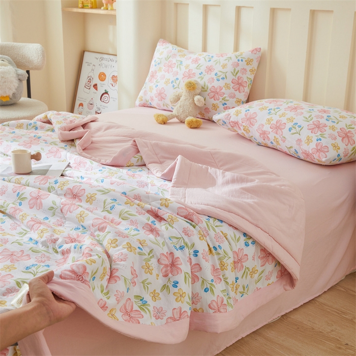 91家纺网 家纺一手货源 找家纺 2025新款小花款新疆棉花夏被【棉花含量100%】夏季空调被薄被子可机洗夏凉被 花香四季