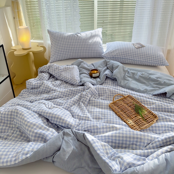 91家纺网 家纺一手货源 找家纺 2025新款无印风夏被 蓝小格