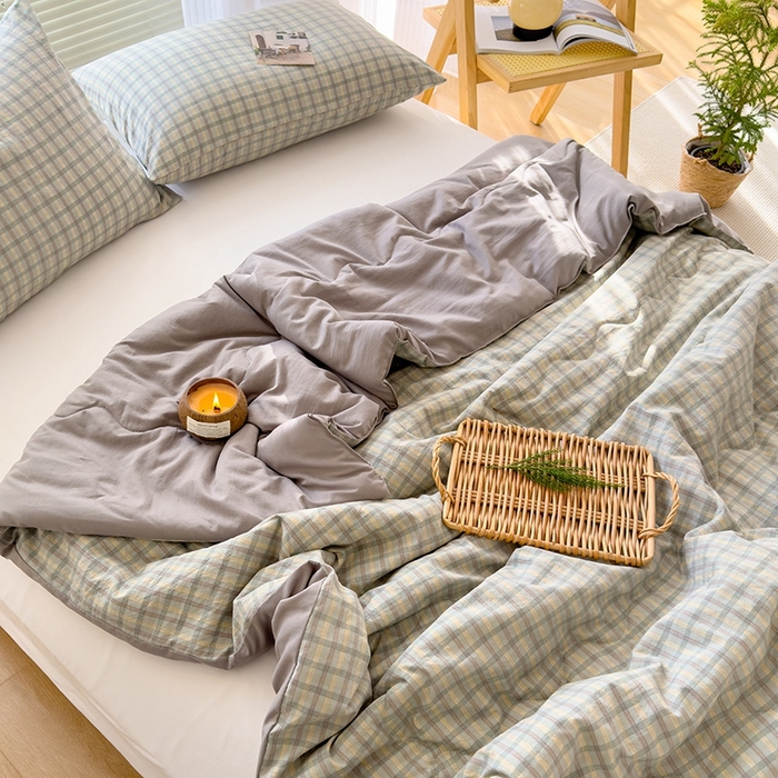 91家纺网 家纺一手货源 找家纺 2025新款无印风夏被 咖大格