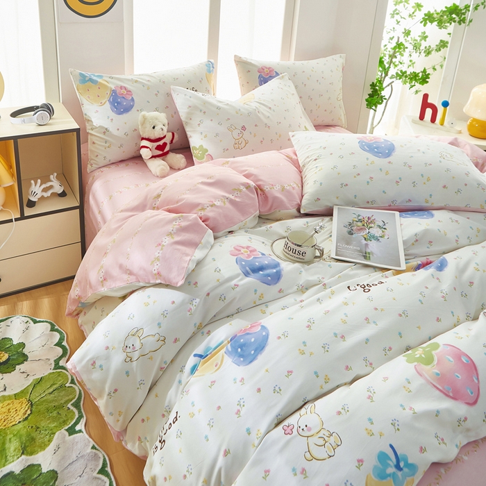 91家纺网 家纺一手货源 找家纺 黛妮雅 2025新款AB版全棉印花单被套床单枕套 草莓泡芙