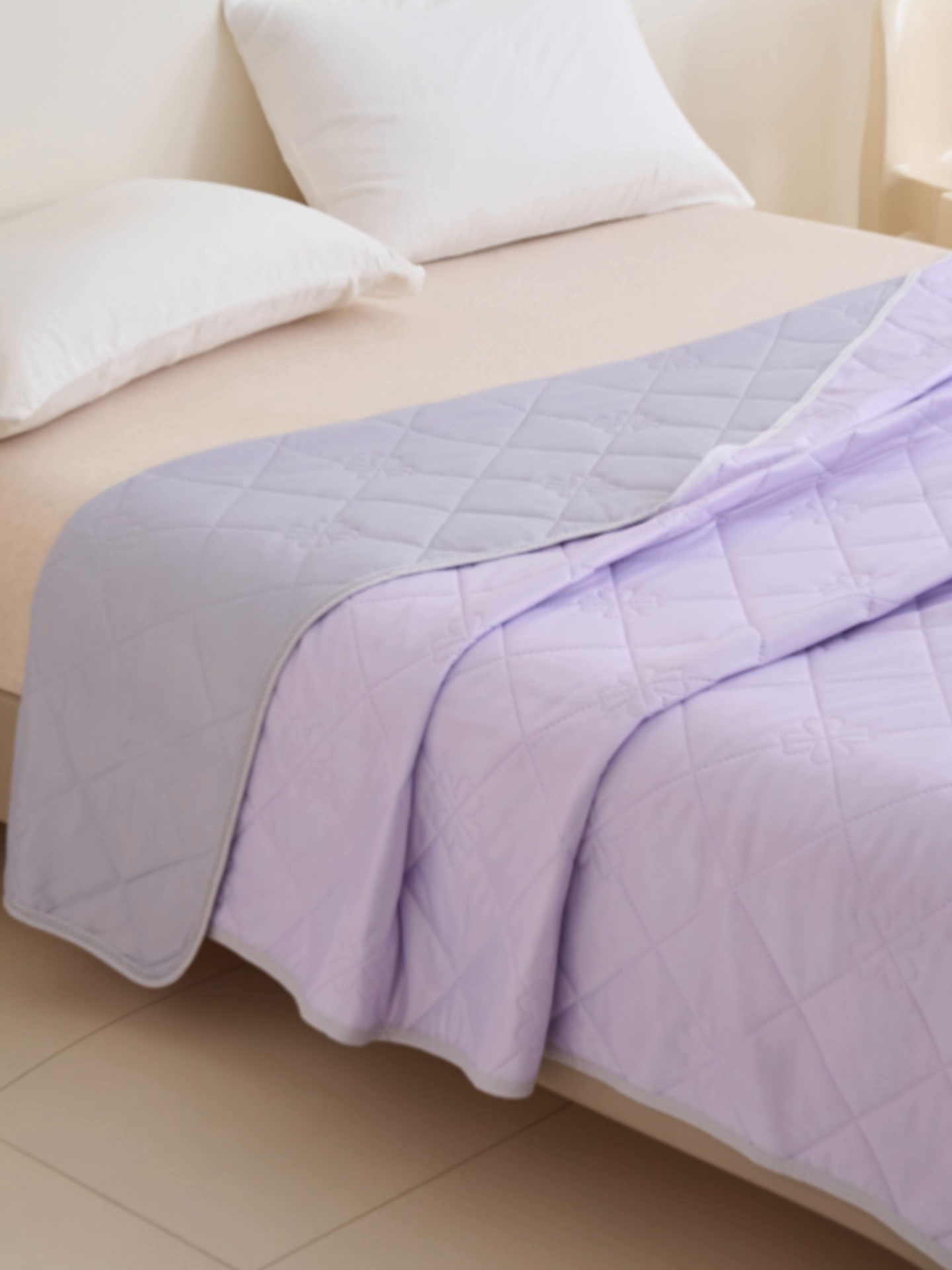 91家纺网 家纺一手货源 找家纺 畅销被业 2025新款A类凉感丝纯色压花夏被系列直播外贸跨境 魅紫