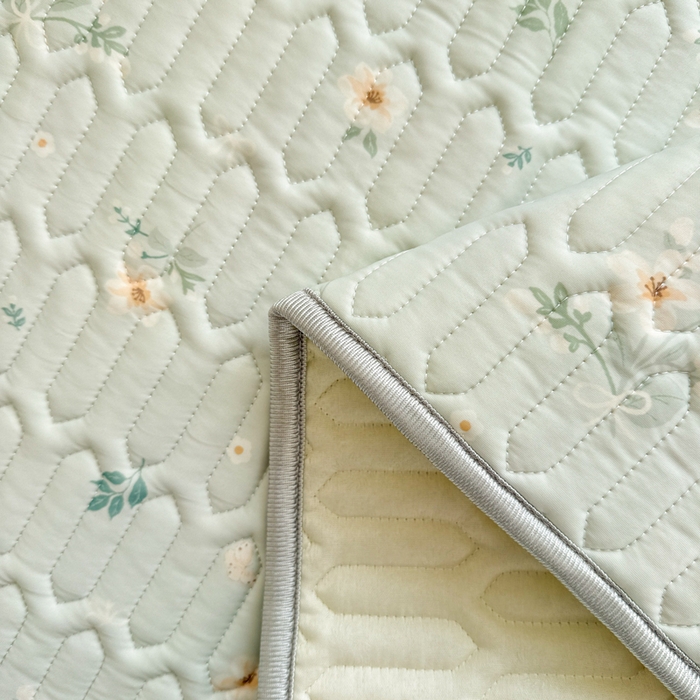 91家纺网 家纺一手货源 找家纺 慕尚家纺  2025春夏新款乳胶凉席水洗棉夏被夏凉被空调被三件套四件套 夏日蝴蝶