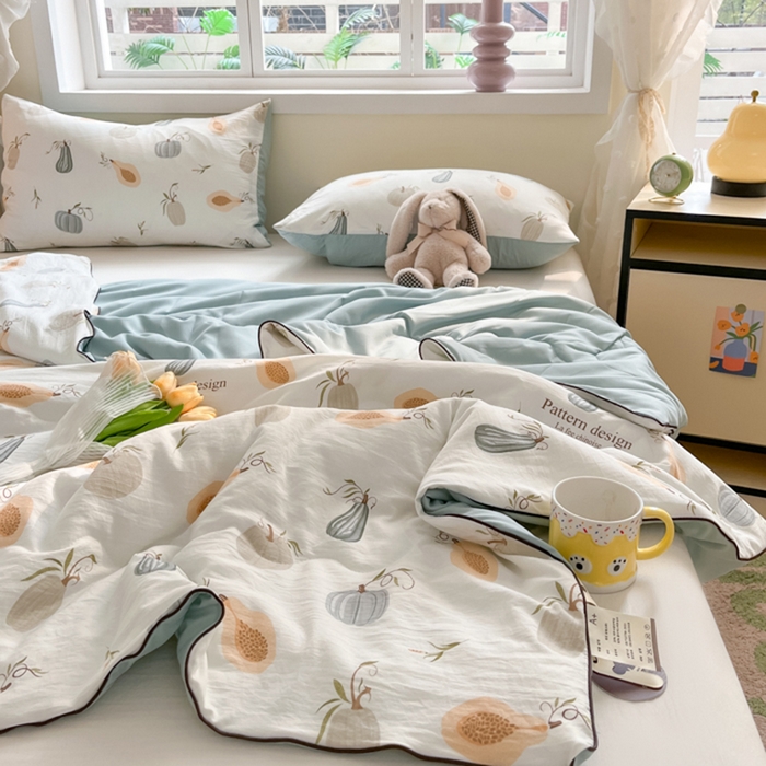 91家纺网 家纺一手货源 找家纺 贝扬思家纺 2025新款水洗皱皱纱系列夏被-系列二 南瓜日记