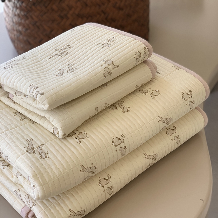 91家纺网 家纺一手货源 找家纺 汇庭 2025新款全棉床盖三件套-实拍 跳跳兔