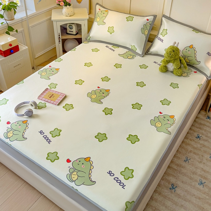 91家纺网 家纺一手货源 找家纺 富馨莱 2025新款床笠款冰藤印花凉席A类抗菌冰丝席支持定制尺寸 小萌龙