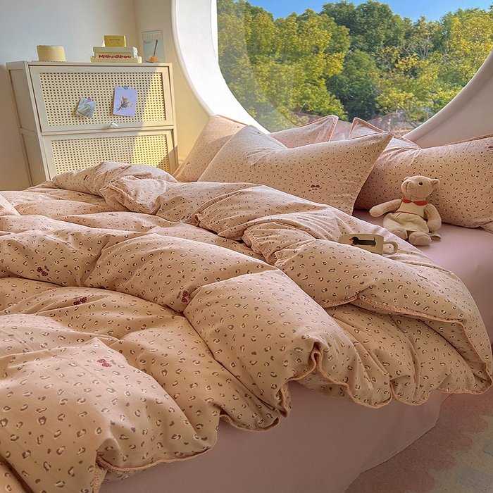 91家纺网 家纺一手货源 找家纺 葡萄家 2025爆款高克重彩色三角针A类针织双层纱四件套 提供买家秀 幸绘咖