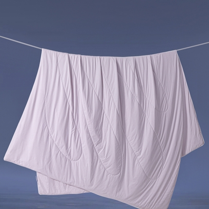 91家纺网 家纺一手货源 找家纺 （总）库里梦家纺 2025新款100%真锦氨无印提花凉感空调被-条纹