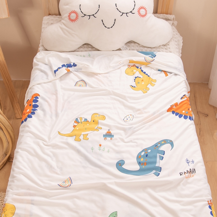 91家纺网 家纺一手货源 找家纺 2026新款儿童针织多功能盖毯 恐龙乐园