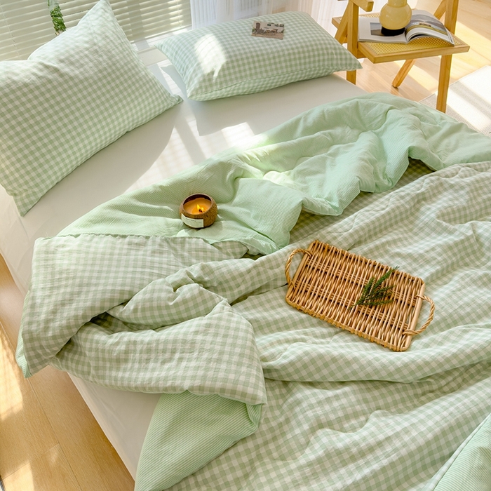 91家纺网 家纺一手货源 找家纺 2025新款无印风夏被 绿小格