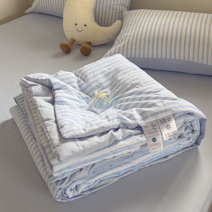 N先生+V 13814689556 发大图/买家秀 2025新款云朵棉皱皱纱夏被夏凉被空调被 条纹蓝