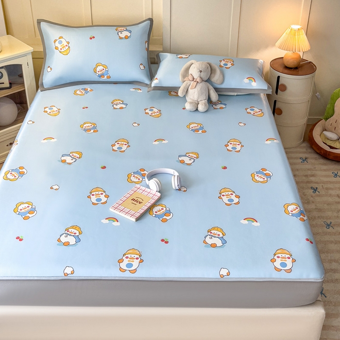 91家纺网 家纺一手货源 找家纺 富馨莱 2025新款床笠款冰藤印花凉席A类抗菌冰丝席支持定制尺寸 开心鸭