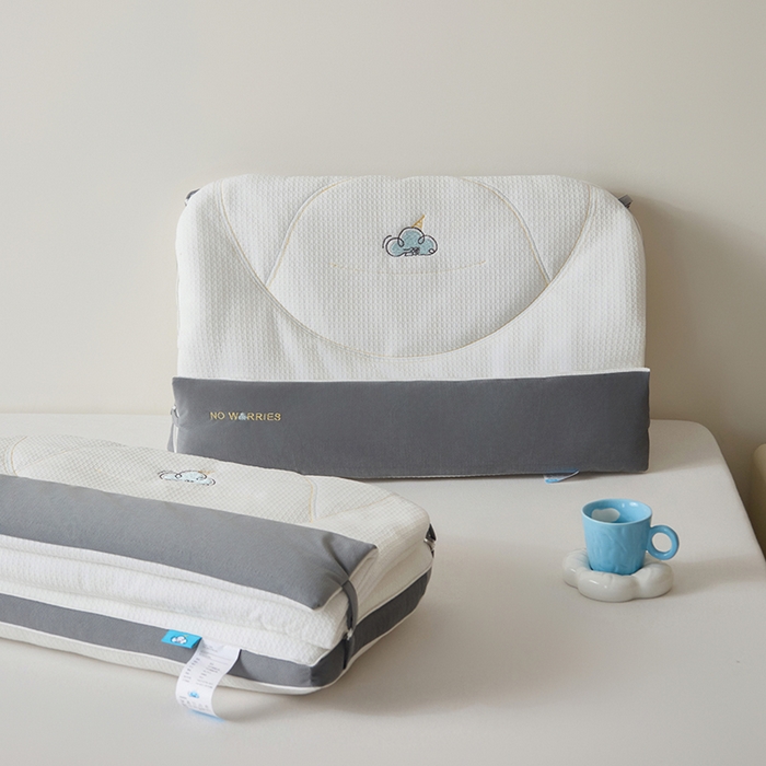 91家纺网 家纺一手货源 找家纺 （总）昕科 2025新款云颈二合一可拆卸牵引枕芯-小被子小毯子枕头刺绣双层枕芯