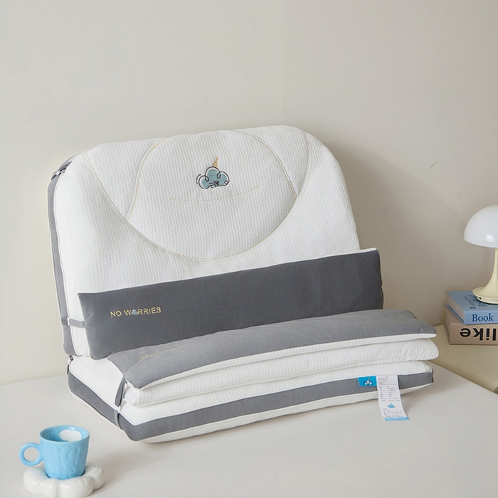 91家纺网 家纺一手货源 找家纺 昕科 2025新款云颈二合一可拆卸牵引枕芯-小被子小毯子枕头刺绣双层枕芯 云颈二合一枕-灰色