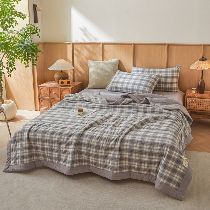 91家纺网 家纺一手货源 找家纺 伊人坊 2025新款A类无印风水洗棉新疆棉花夏被 简易生活