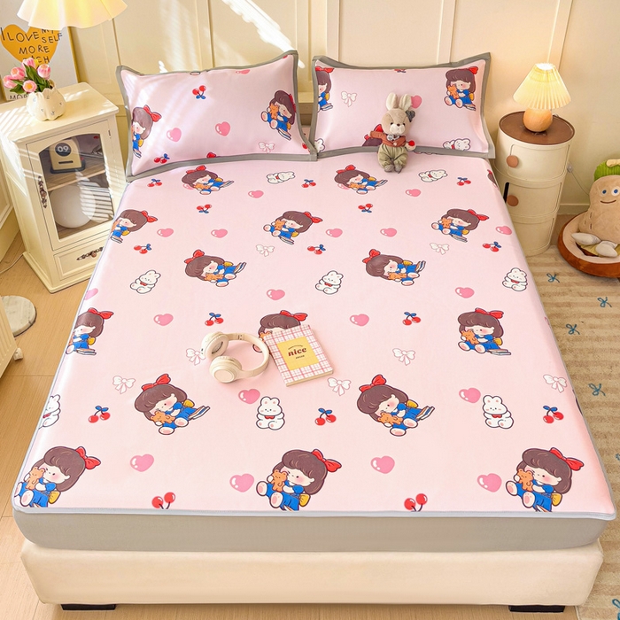 91家纺网 家纺一手货源 找家纺 富馨莱 2025新款床笠款冰藤印花凉席A类抗菌冰丝席支持定制尺寸 元气女孩