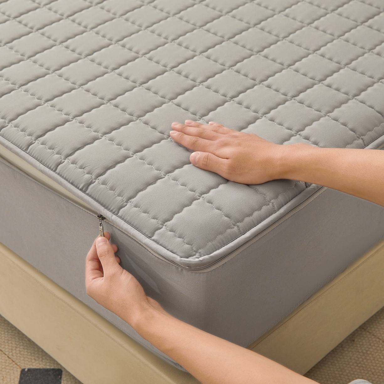 91家纺网 家纺一手货源 找家纺 欧邦 2025新款可拆卸六面全包夹棉床笠 单面夹棉-简雅灰