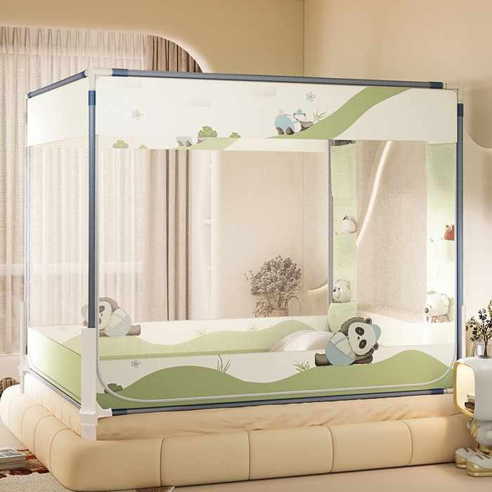 91家纺网 家纺一手货源 找家纺 青竹苑 2025新款围栏支架口袋款坐床防摔蚊帐 功夫熊猫